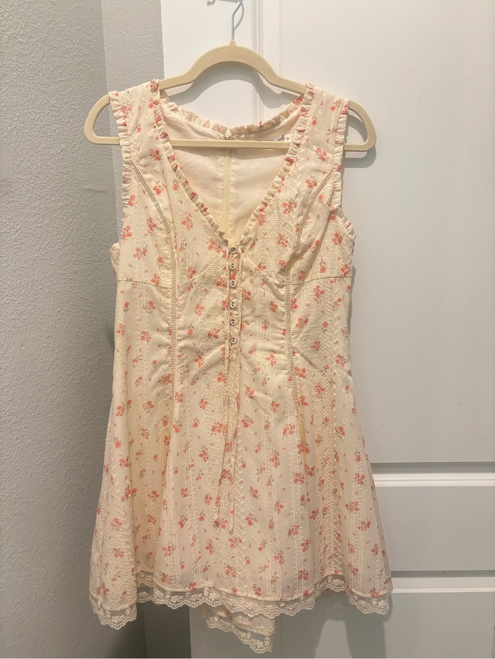 Alter’d State 100% Cotton Cream Floral Lace-Trim mini dress - Picture 2 of 4